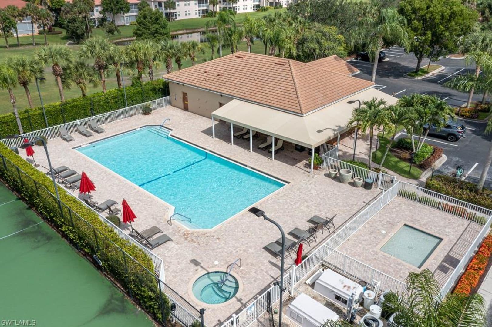 Naples Townhome: 2252 Heritage Greens Dr.