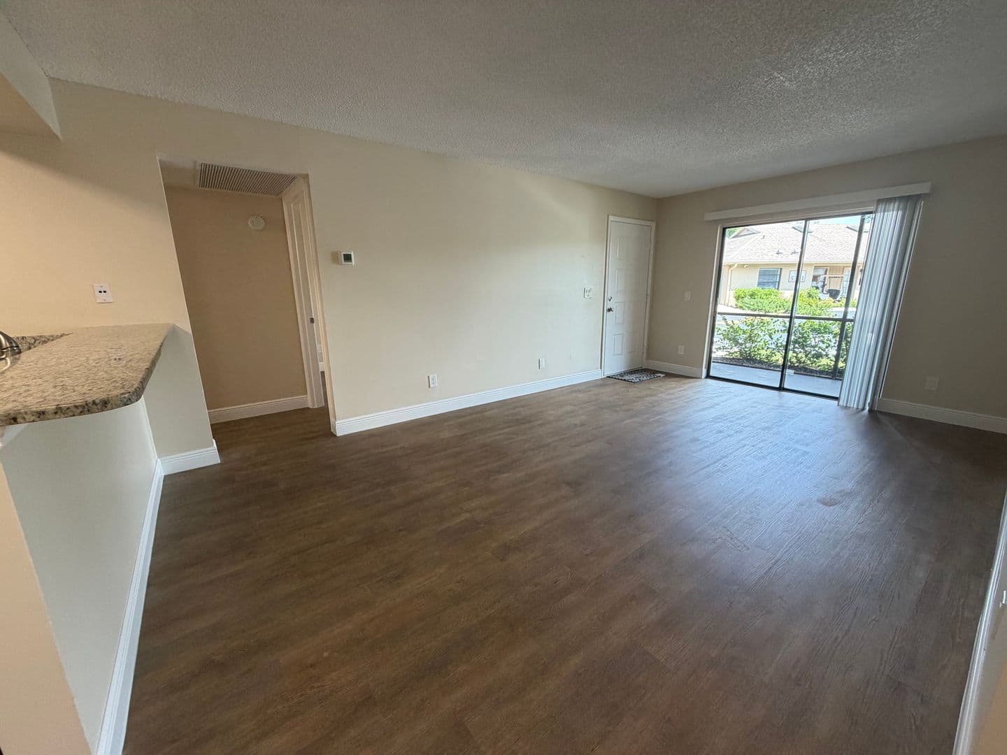 Fort Myers Condo: 5321 Summerlin Rd.