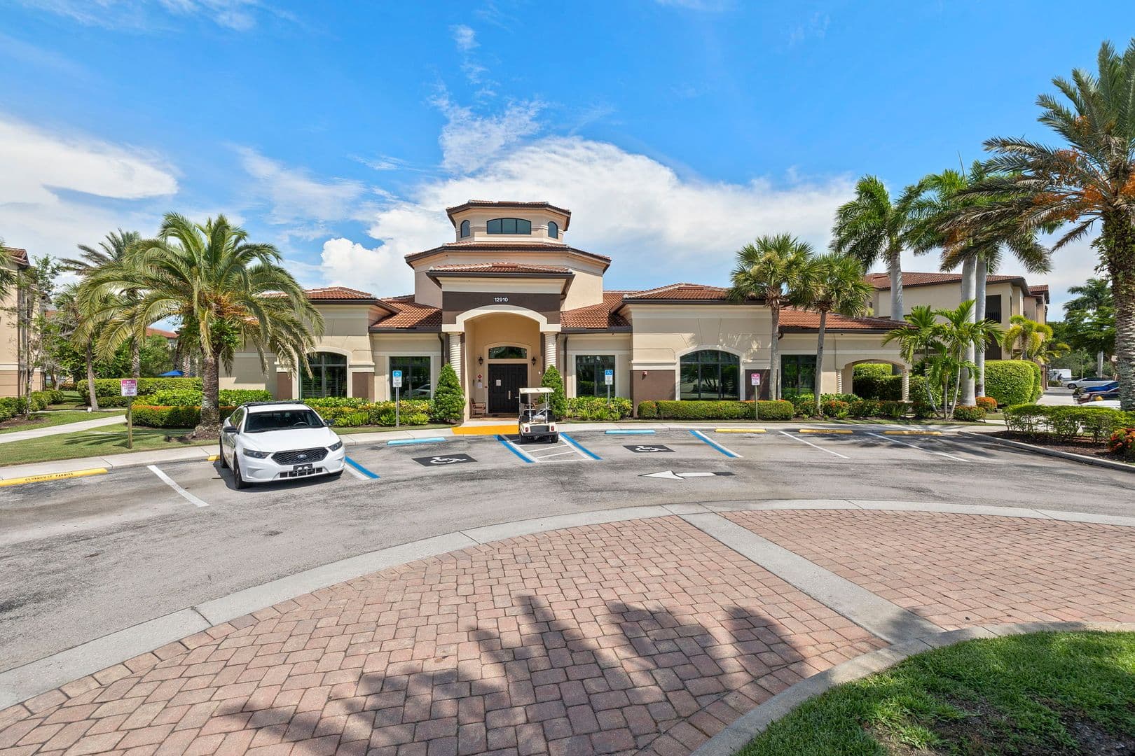 Naples Condo: 12920 Positano Cir.