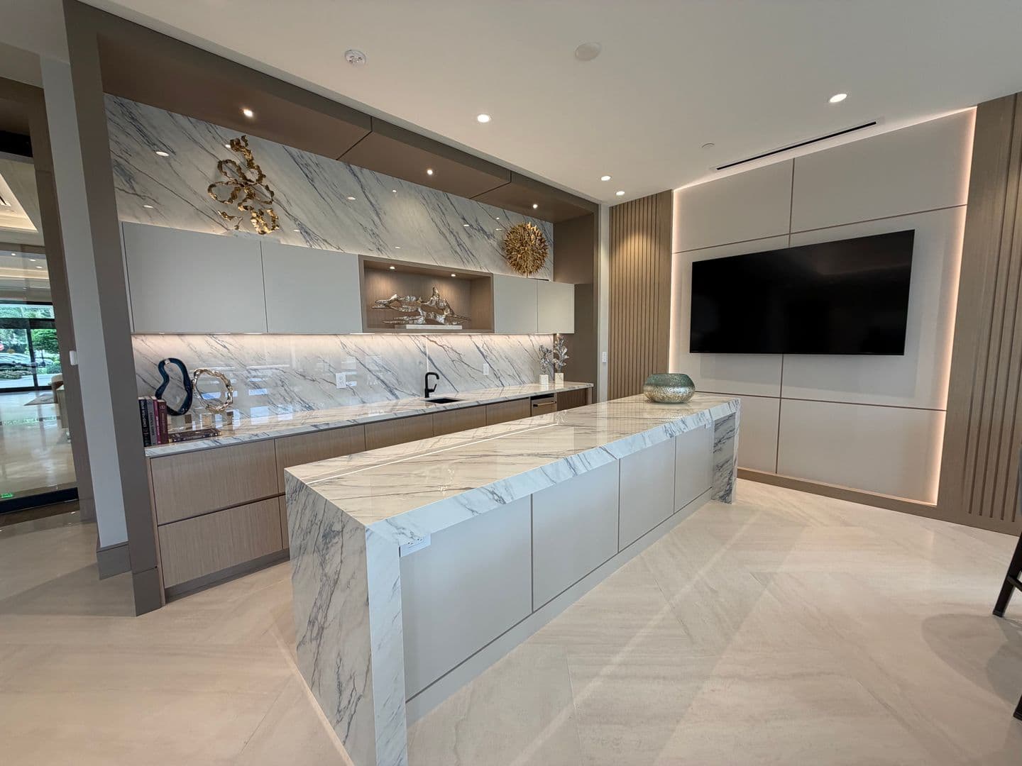 Naples Condo: 6849 Grenadier BLVD