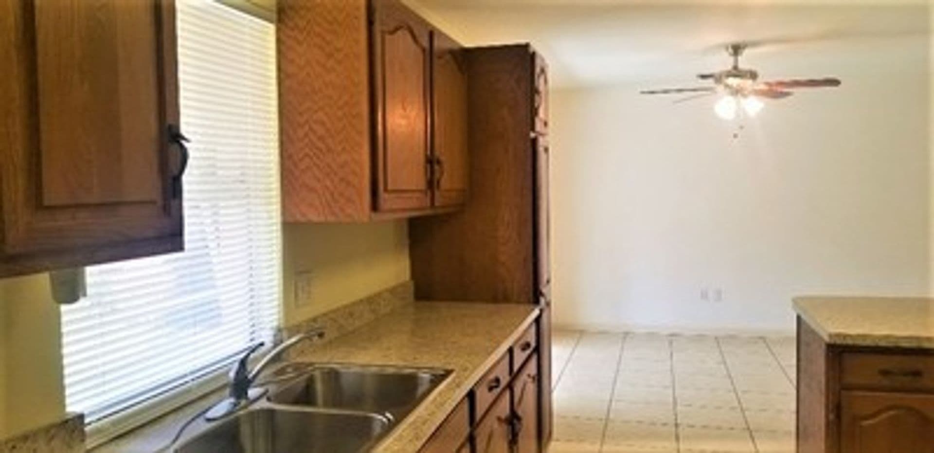 FORT MYERS House: 7472 SAN CARLOS BLVD