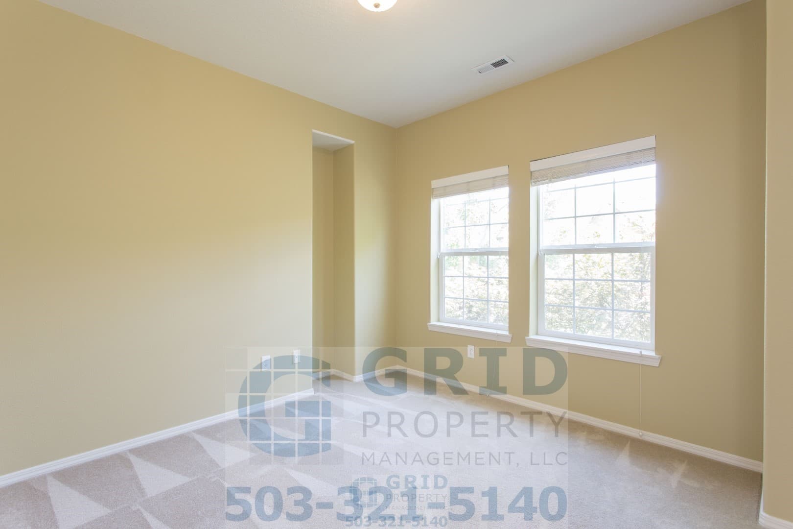 Hillsboro House: 1113 SE Alika Ave