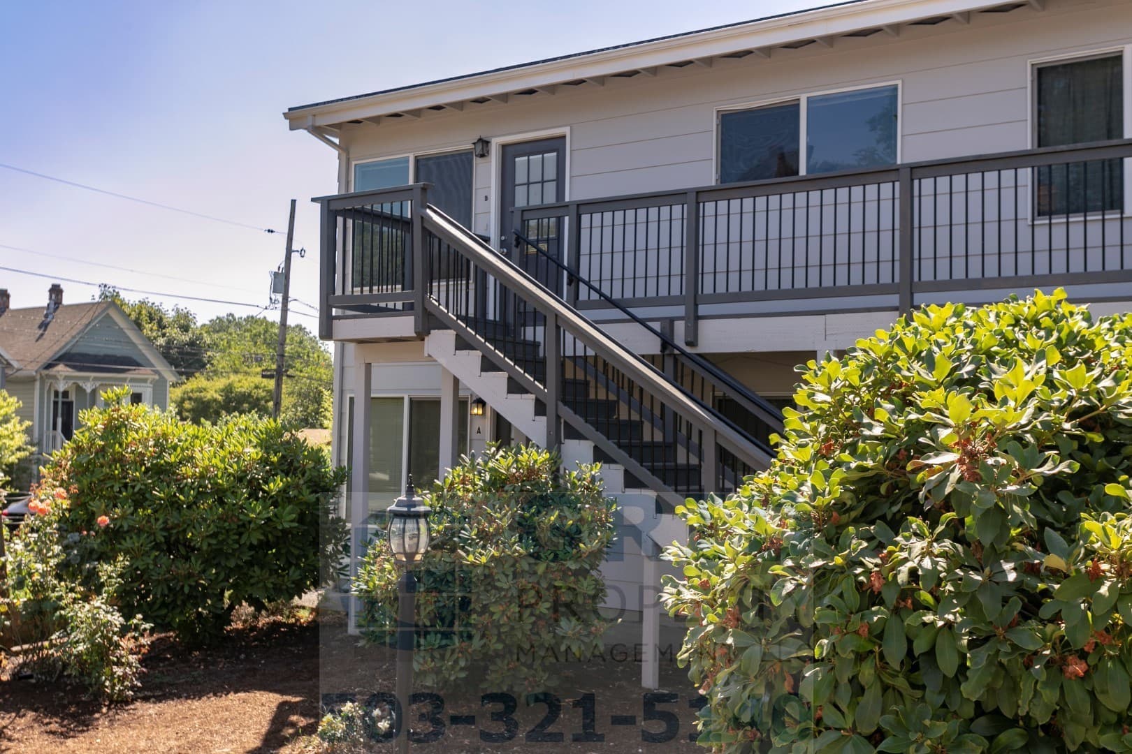 Portland Apartment: 1131 SE 17th Avenue, Unit A