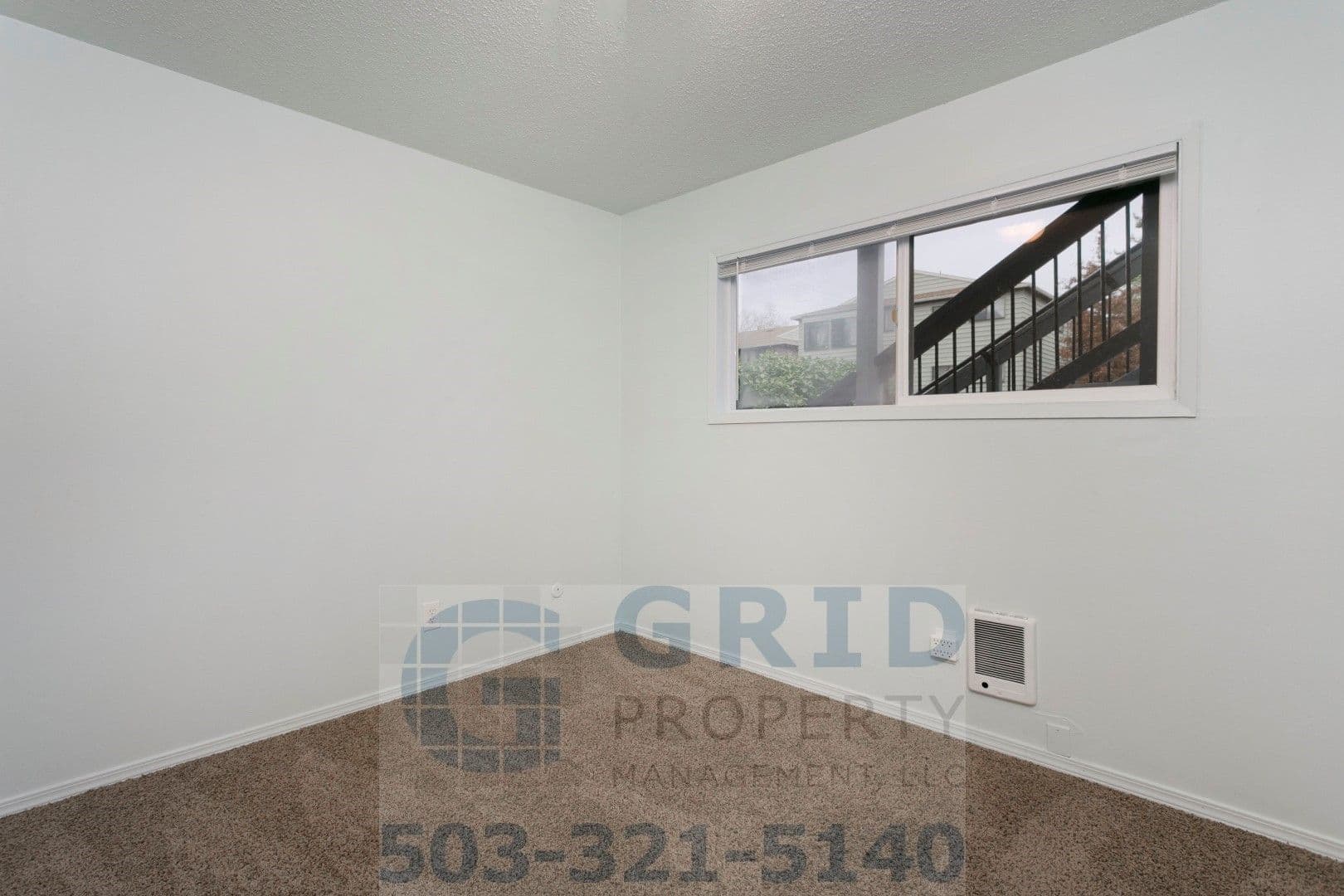 Portland Apartment: 1131 SE 17th Avenue, Unit A