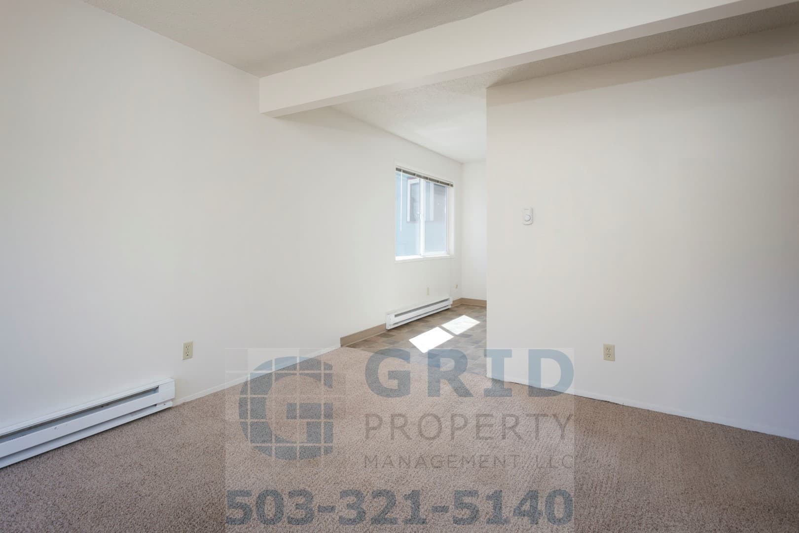Portland Apartment: 1131 SE 17th Avenue, Unit A