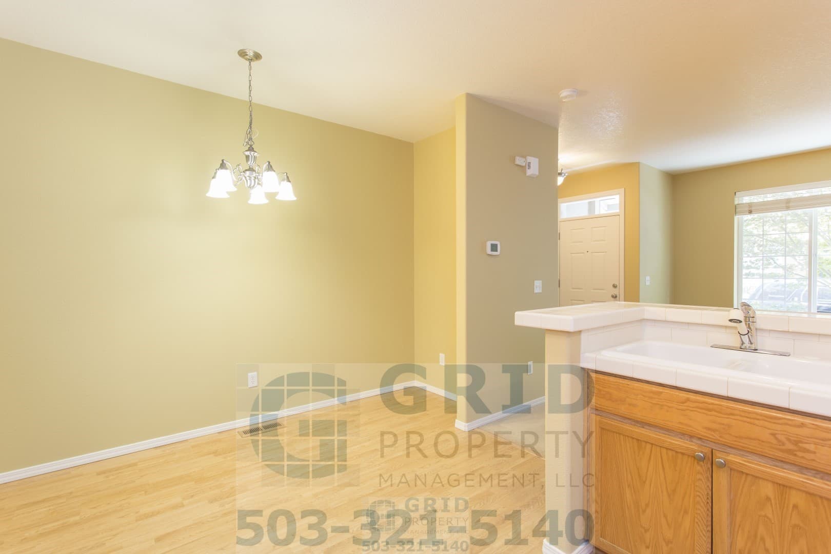 Hillsboro House: 1113 SE Alika Ave