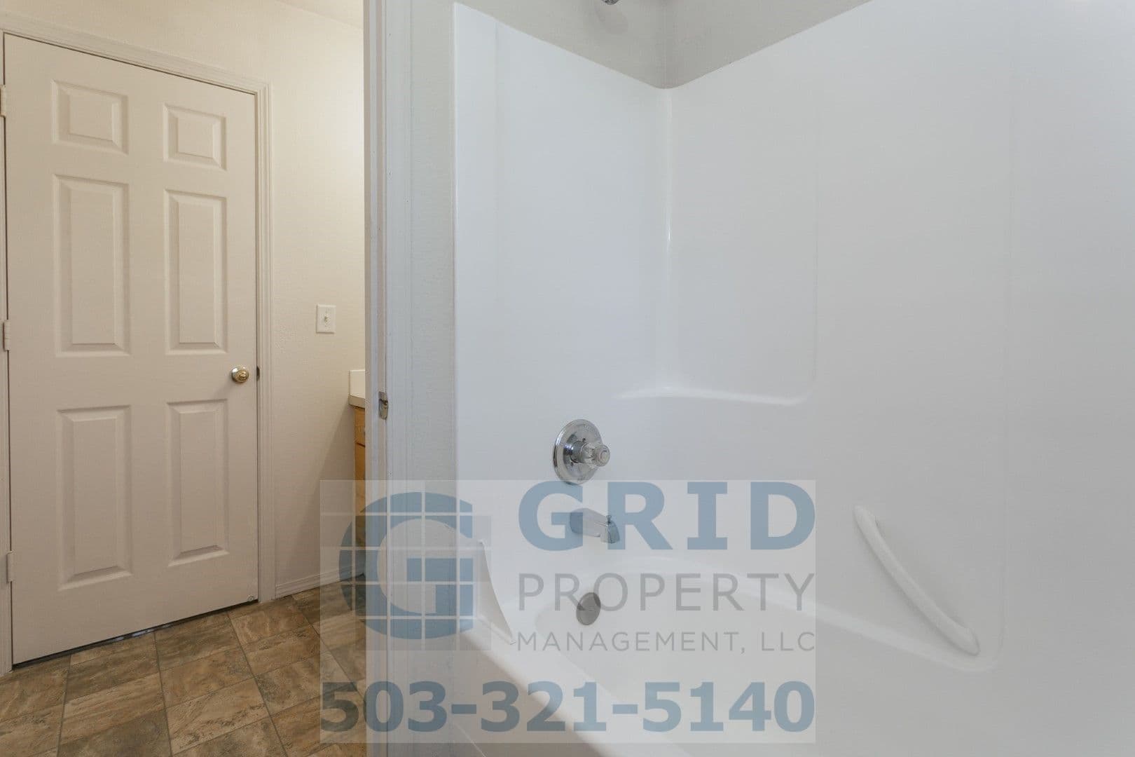 Portland Apartment: 9533-9539 N Berkeley Ave.