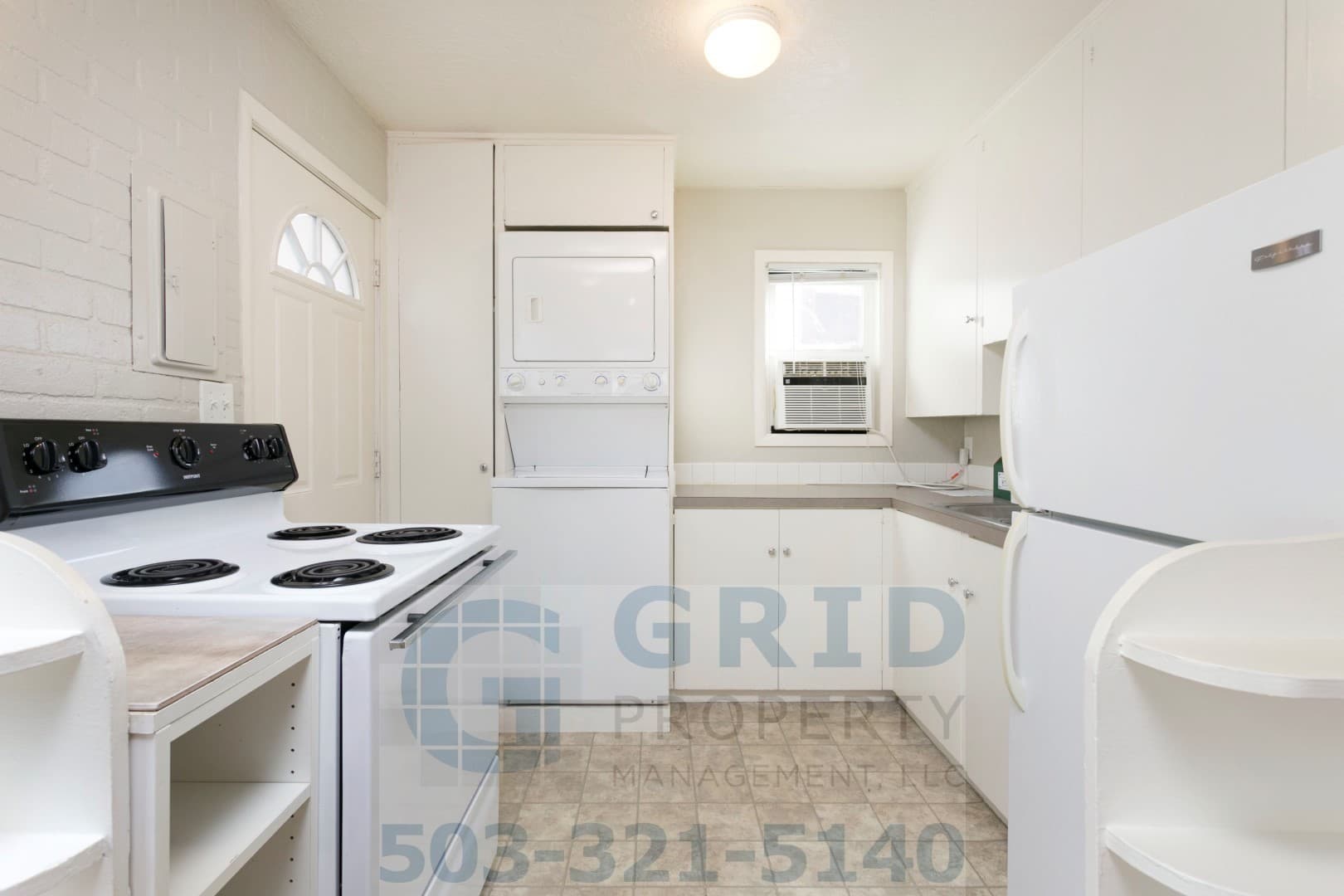 Portland Apartment: 68 NE Monroe Ave