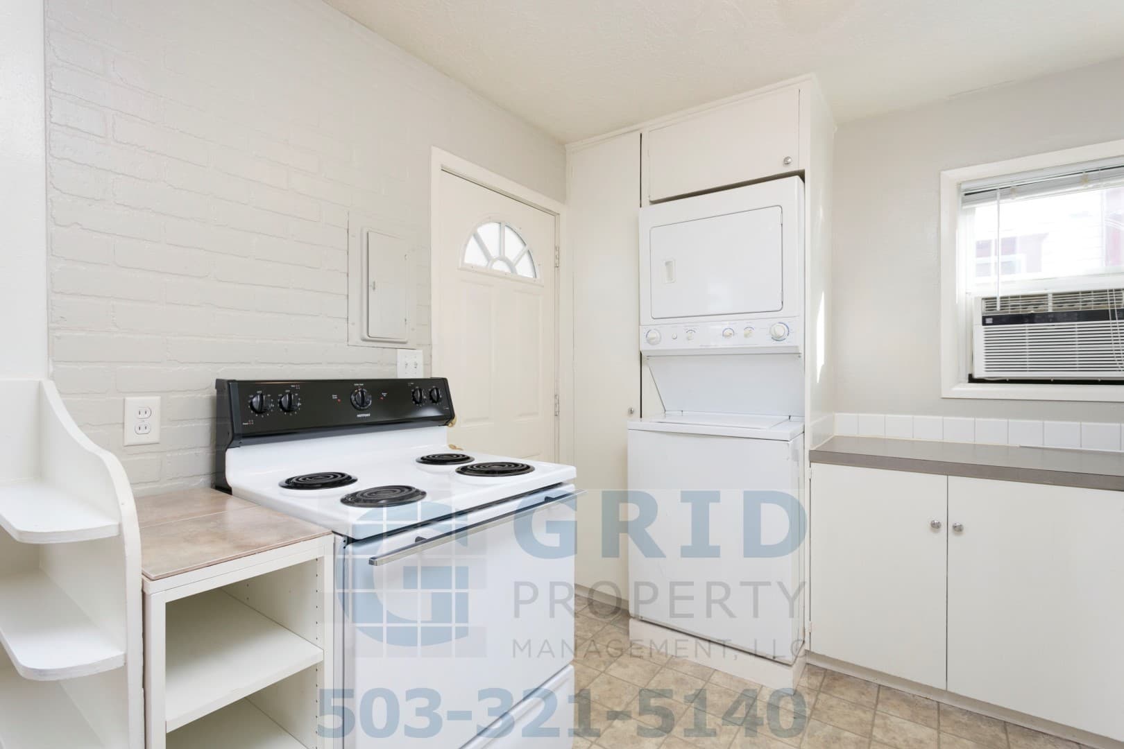 Portland Apartment: 68 NE Monroe Ave