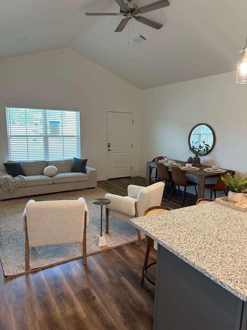 Fort Smith Apartment: 5301 Geren Road