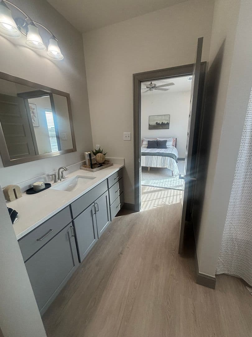Fort Smith Apartment: 5301 Geren Road