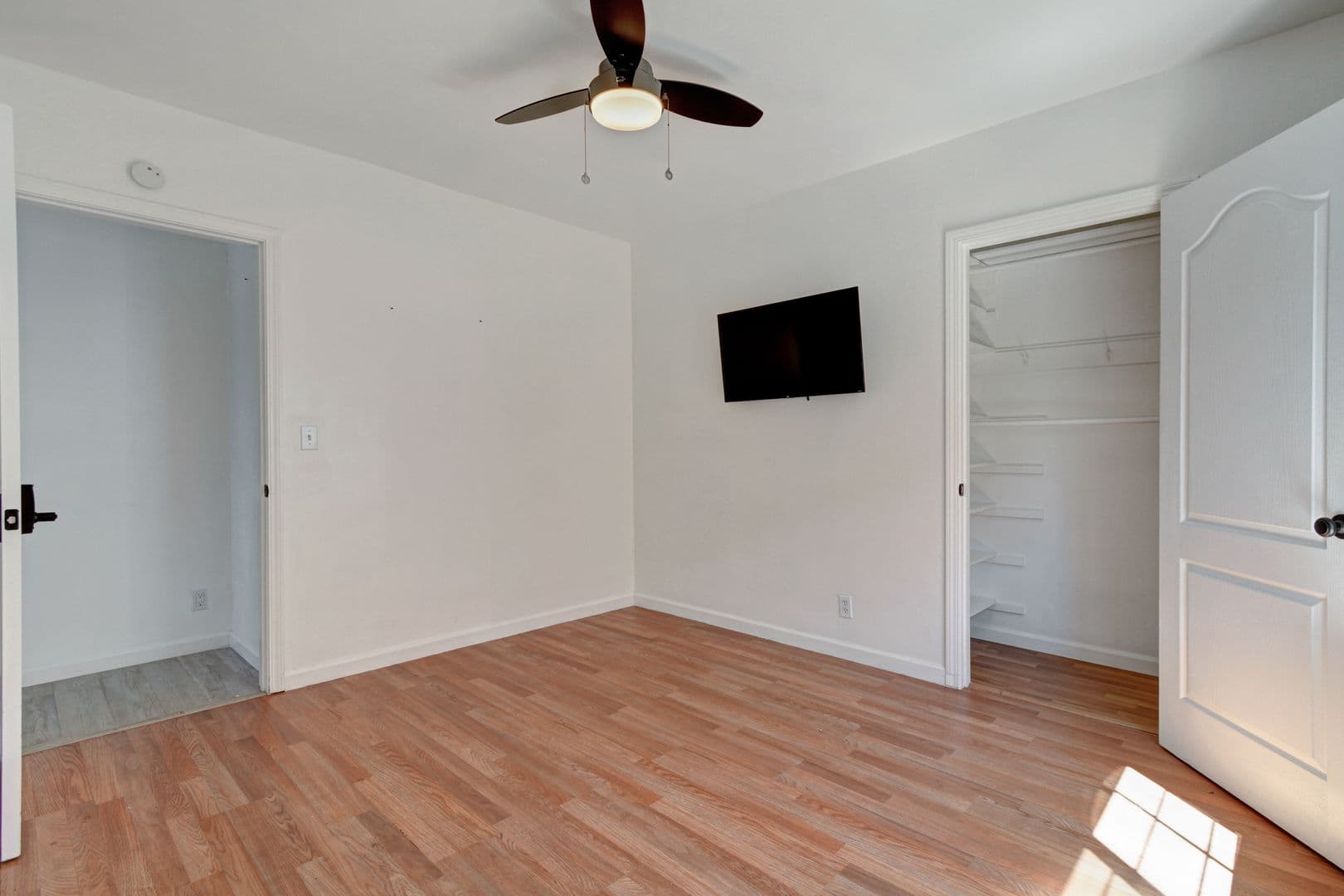Oakland Apartment: 2775-2777 E.21st Street