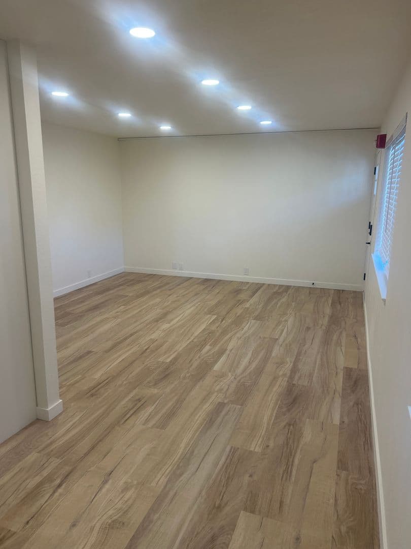 Berkeley Apartment: 1610 Milvia Street