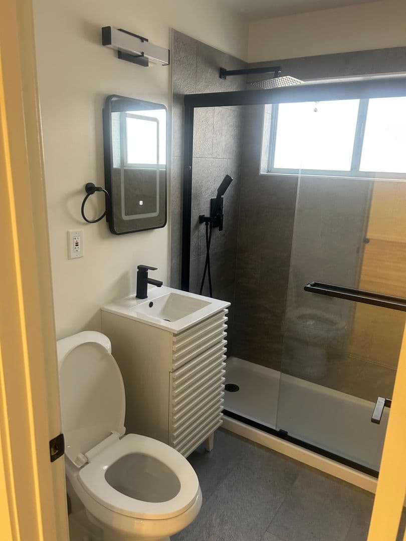 Berkeley Apartment: 1610 Milvia Street
