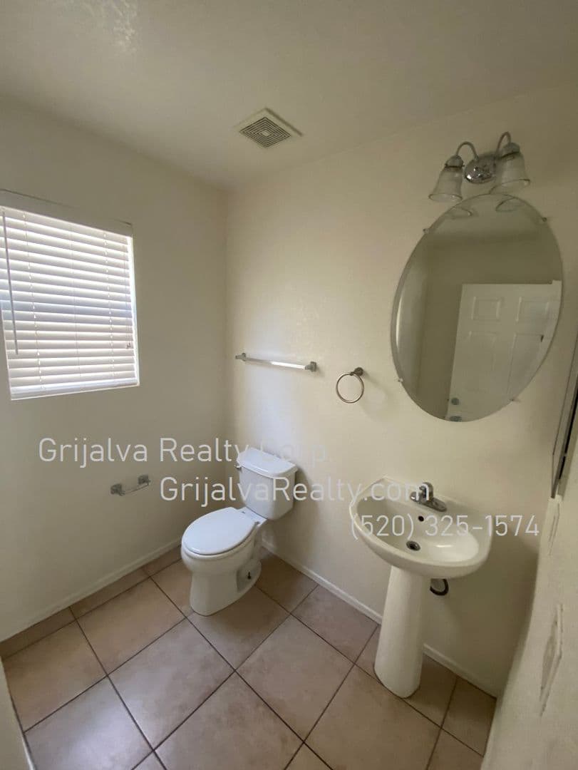 Tucson House: 1595 W. Beantree Ln.