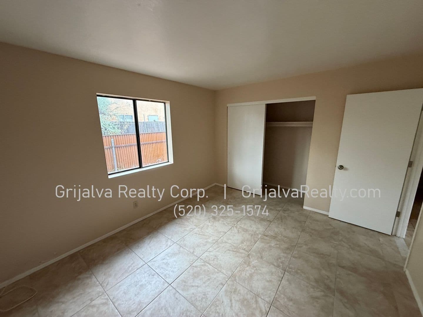 Tucson Apartment: 2833 N. Flanwill Blvd
