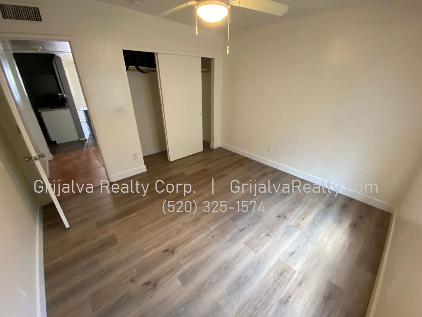 Tucson Apartment: 1416 E Lee St