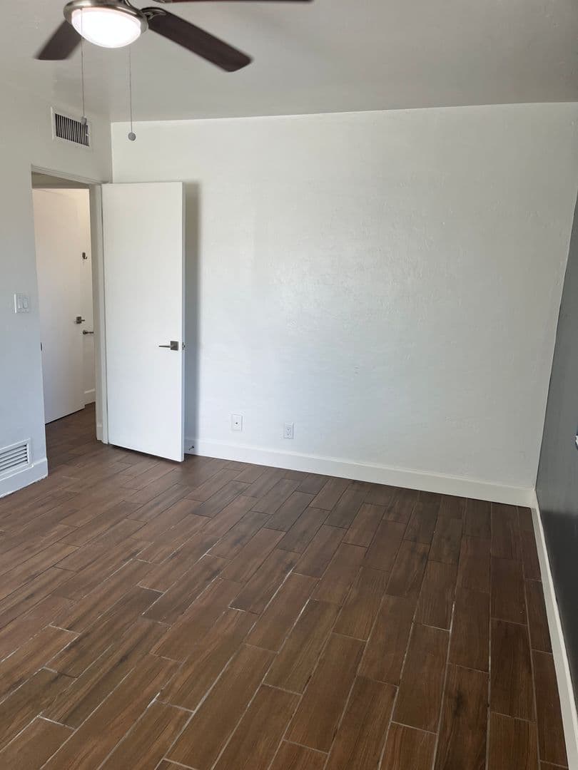Tucson Apartment: 331 S. Alvernon Way