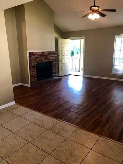 Folsom Apartment: Highway 1078