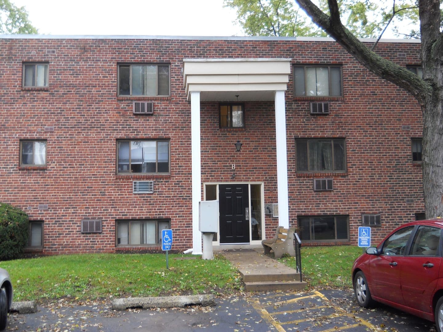 Lansdale Apartment: 349 West Sixth Street