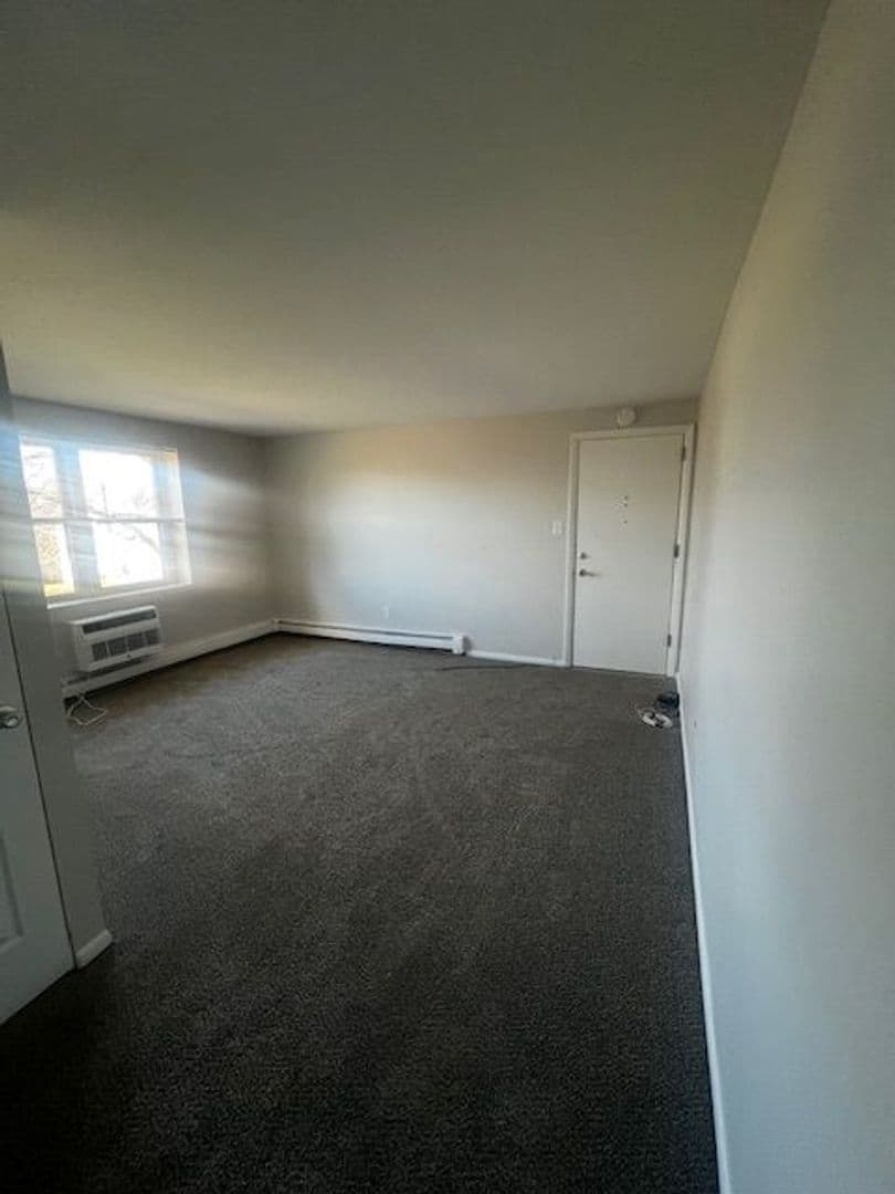 Lansdale Apartment: 708 North Valley Forge Road