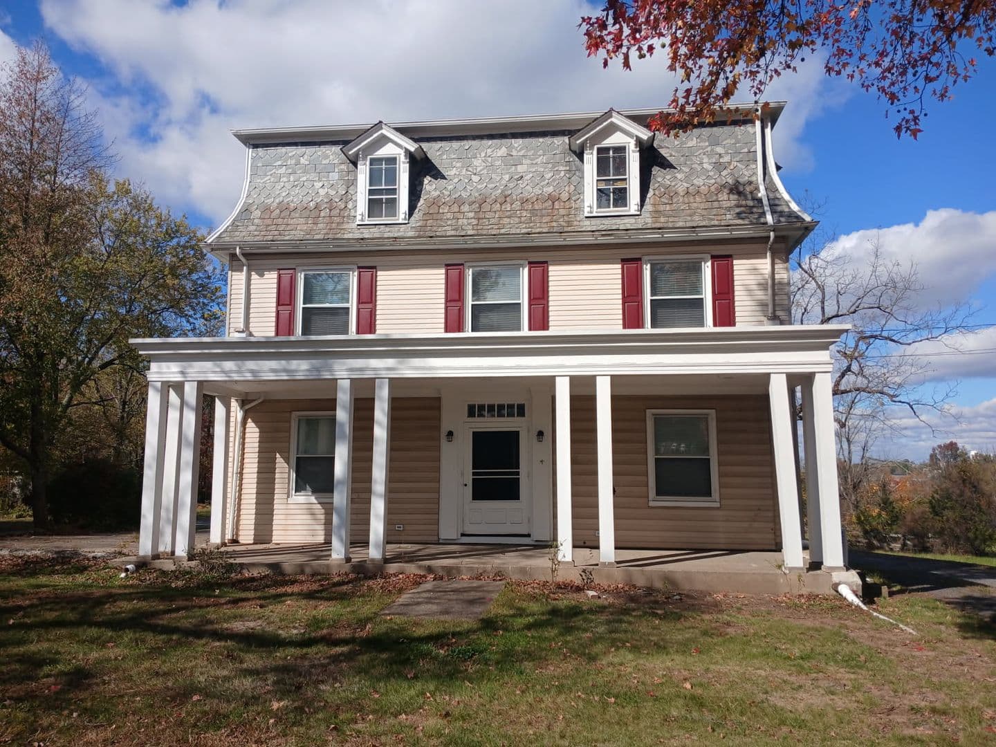 Lansdale House: 1000 South Broad Street