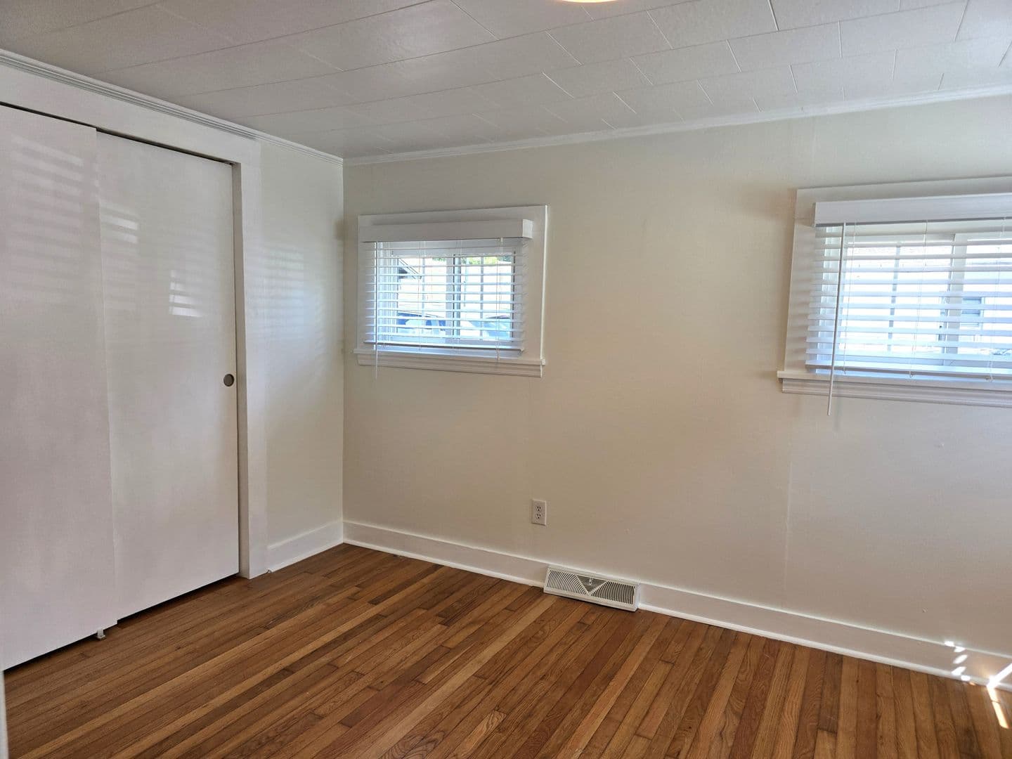 Ararat House: 1358 Ararat Rd