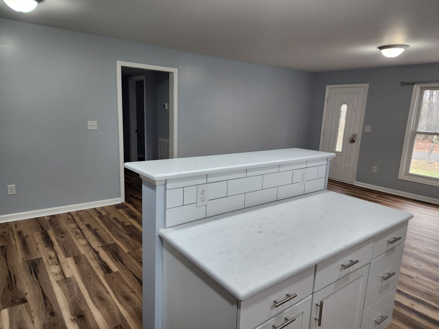Mount Airy House: 203 Inman Rd