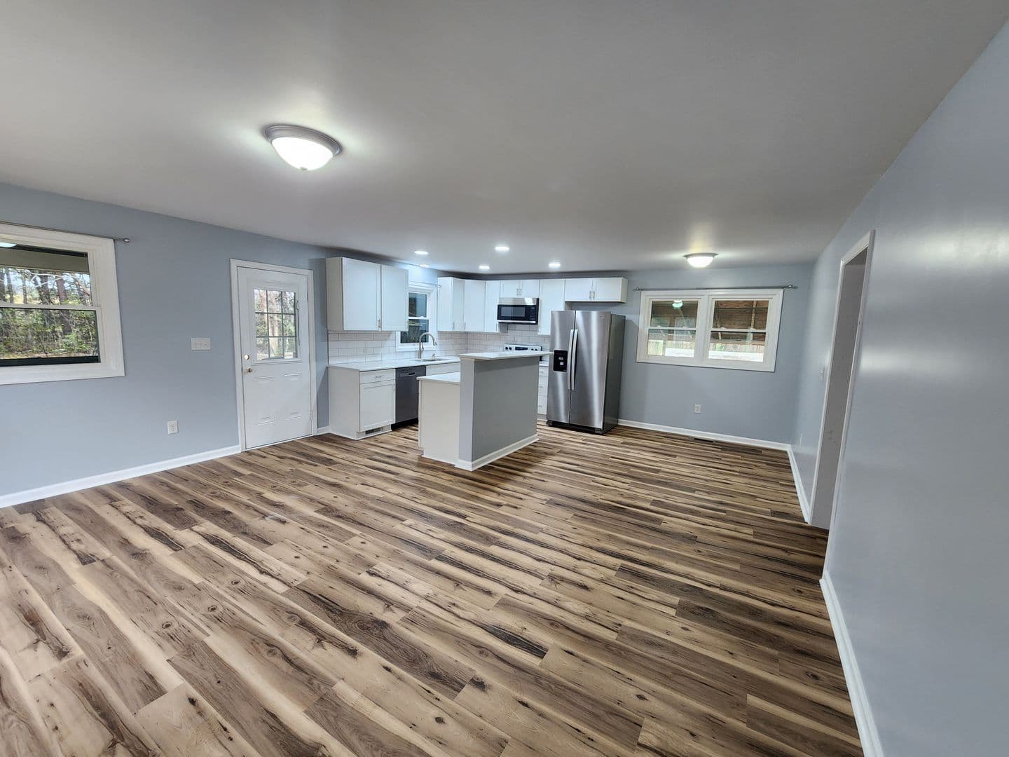 Mount Airy House: 203 Inman Rd