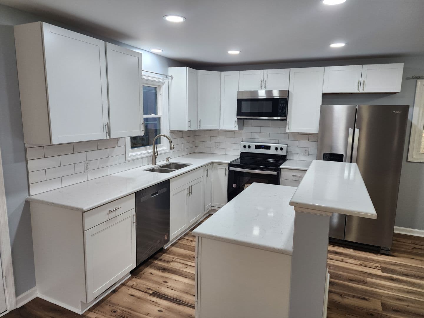 Mount Airy House: 203 Inman Rd