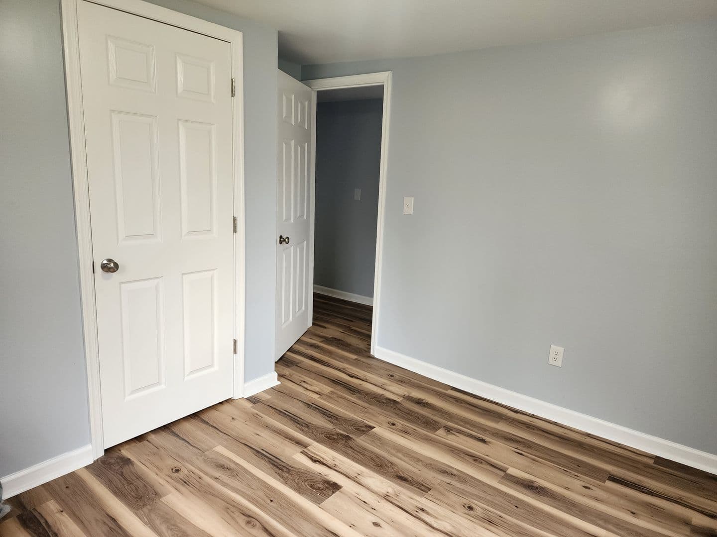 Mount Airy House: 203 Inman Rd