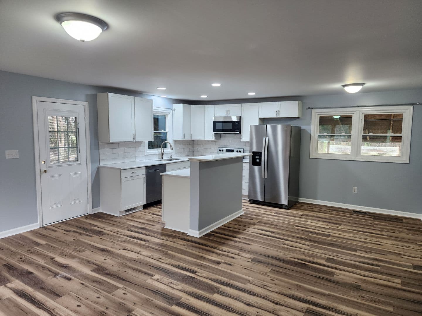 Mount Airy House: 203 Inman Rd