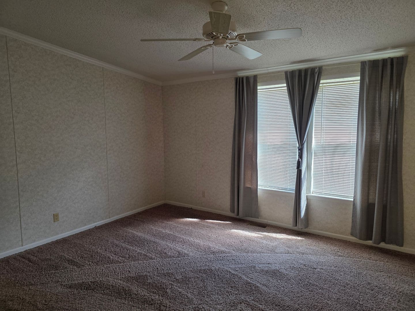 Claudville House: 158 Virginia Drive