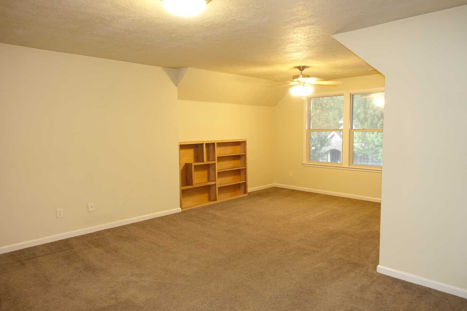 Meridian House: 1002 E. Legacy View Dr.