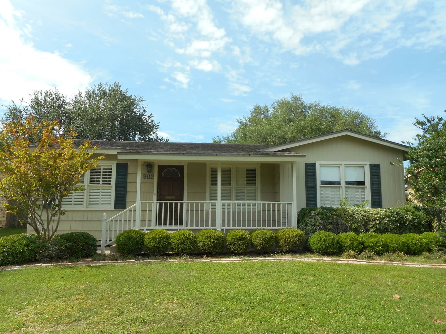 Corpus Christi House: 902 Wilshire Place