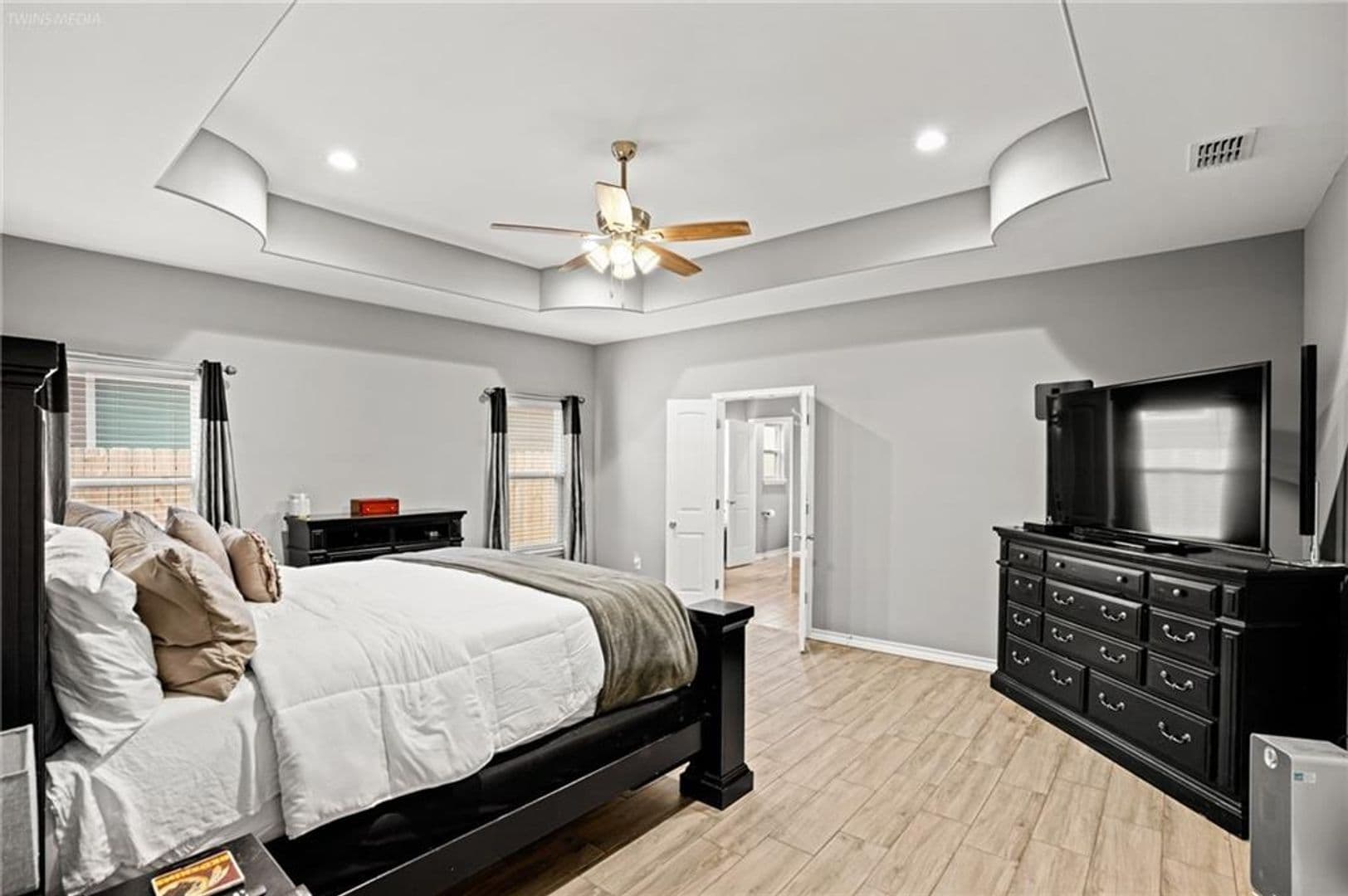 Corpus Christi House: 3921 Woodhouse Ln