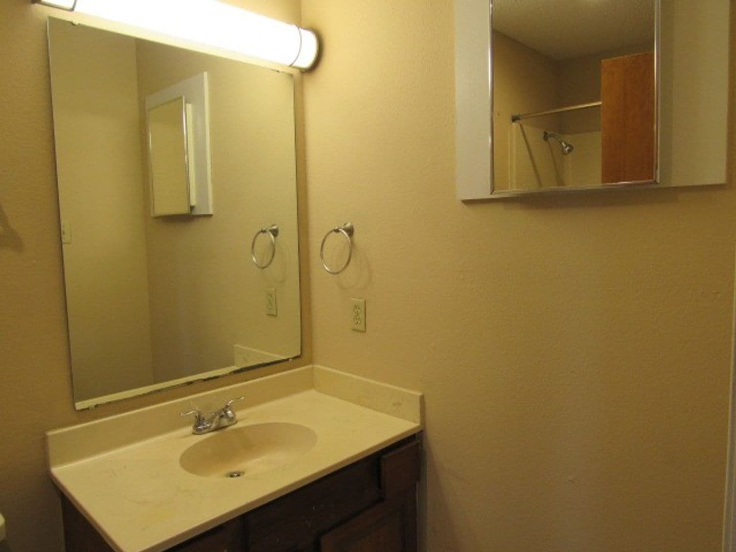 Corpus Christi House: 2725-B Santa Fe Street