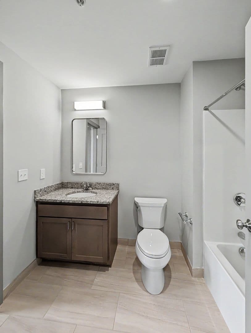 Worcester Apartment: 90 Grove Street