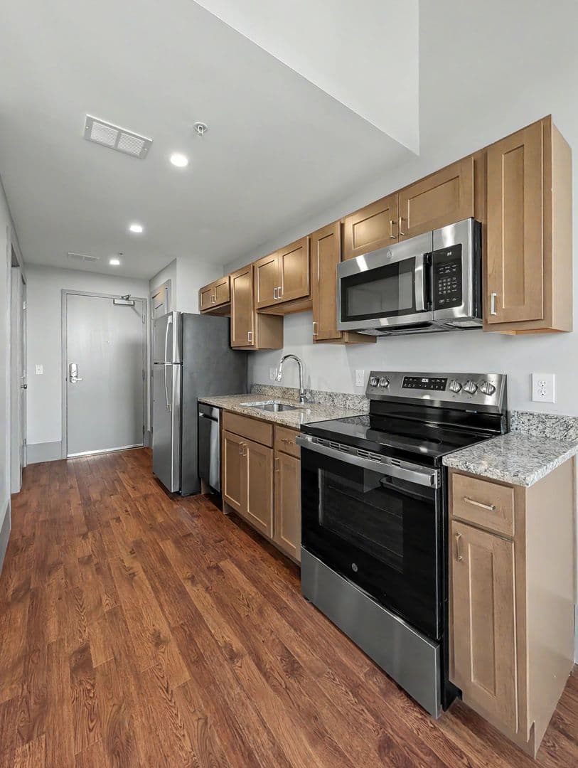 Worcester Apartment: 90 Grove Street