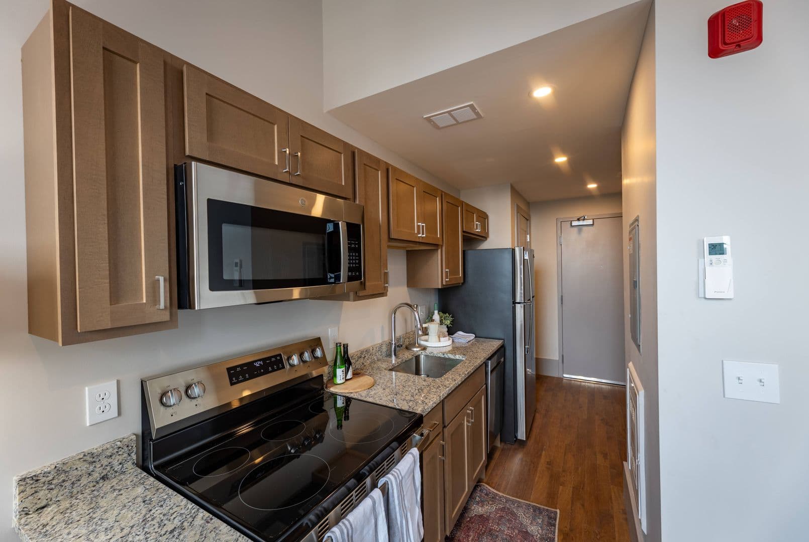 Worcester Apartment: 90 Grove Street