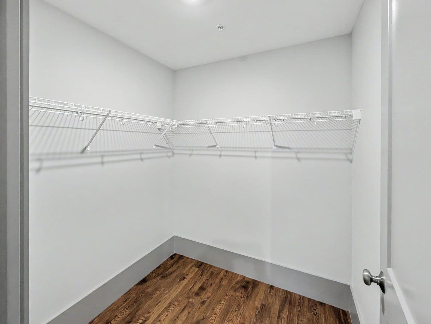 Worcester Apartment: 90 Grove Street