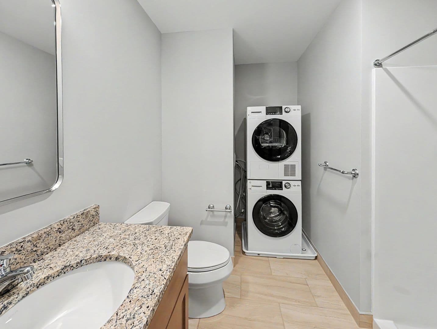 Worcester Apartment: 90 Grove Street