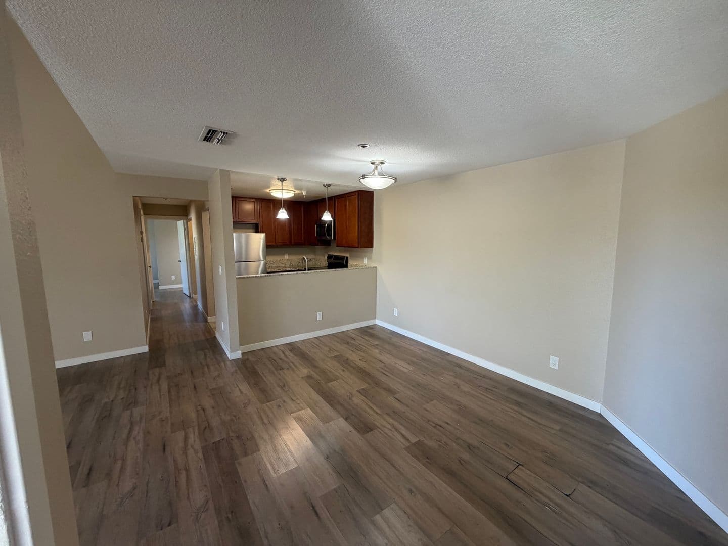 Sacramento House: 1019 Dornajo Way #217