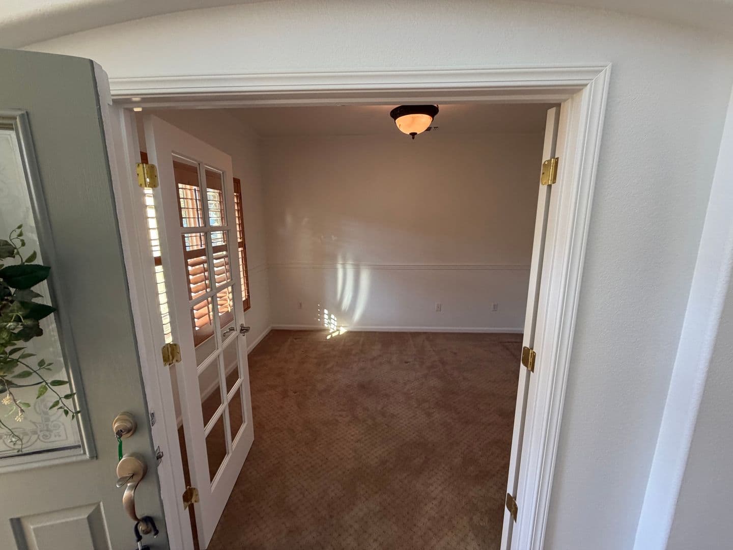 Sacramento House: 3019 Palmate Way