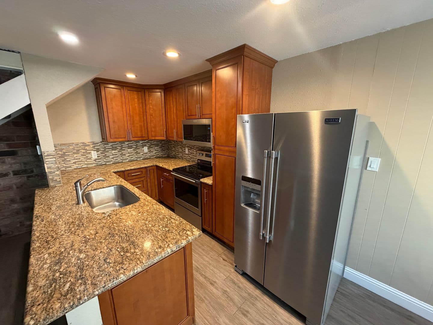 Sacramento Apartment: 5619 42nd Street