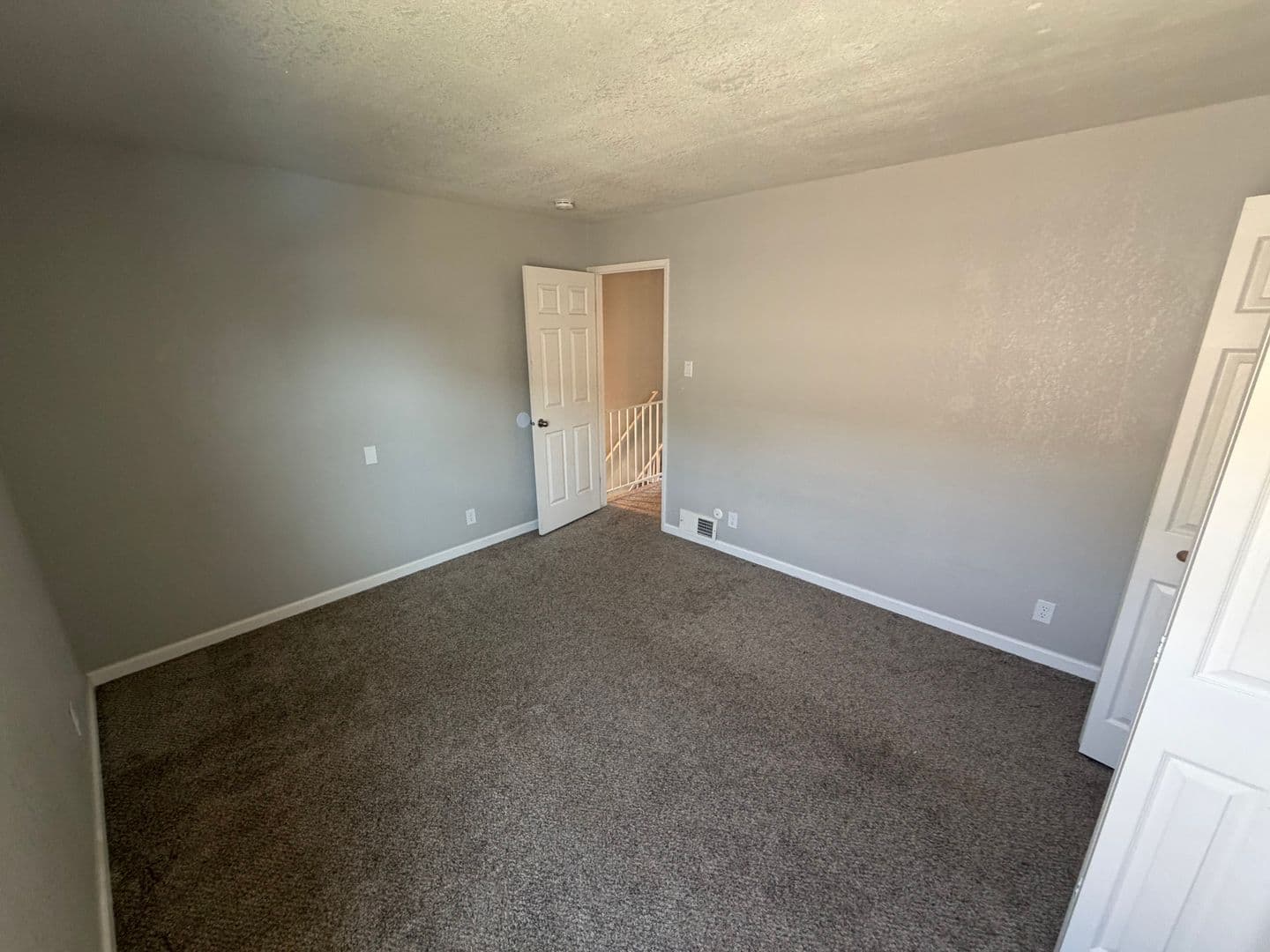 Carmichael Apartment: 5840 Fair Oaks Blvd #11
