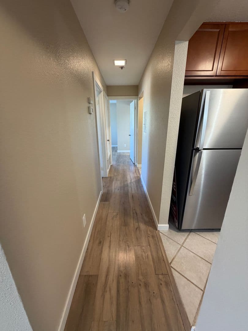 Sacramento House: 1019 Dornajo Way #217