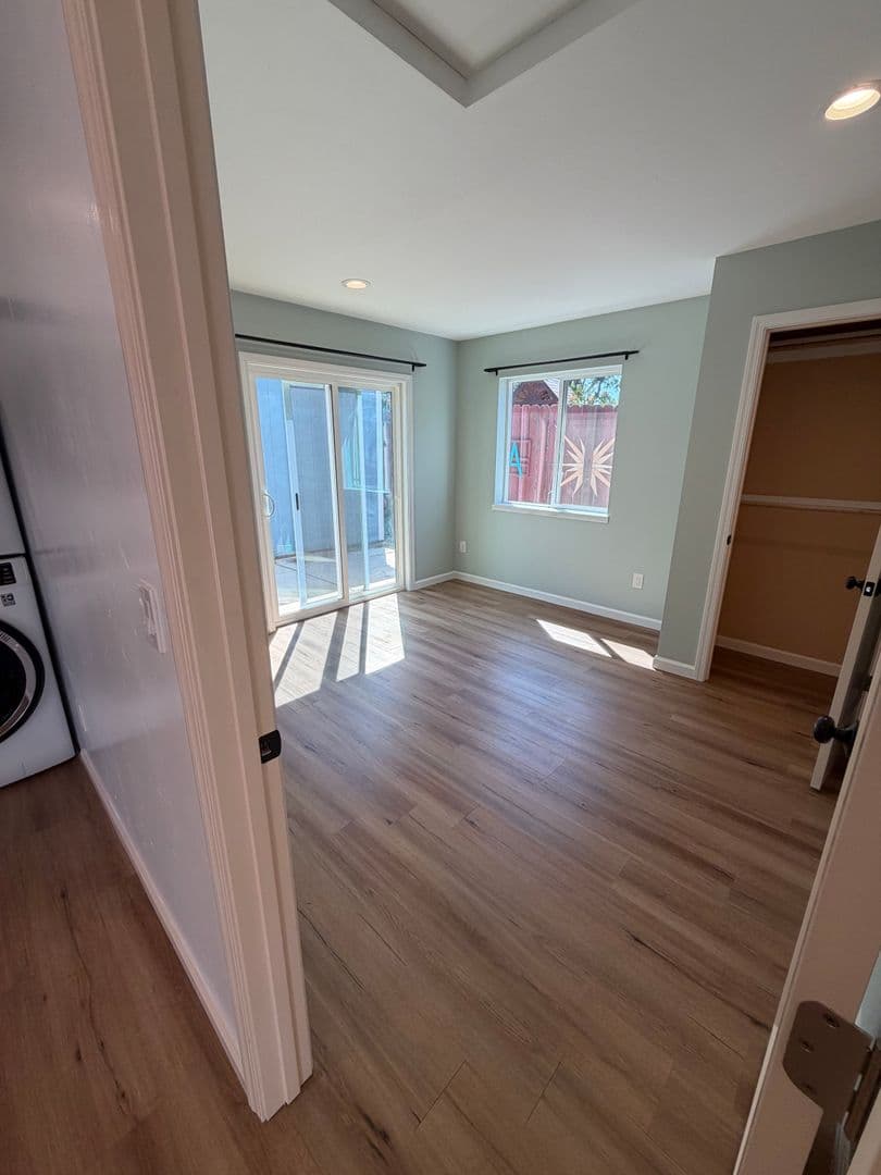 Fair Oaks House: 7210 Zelinda Drive