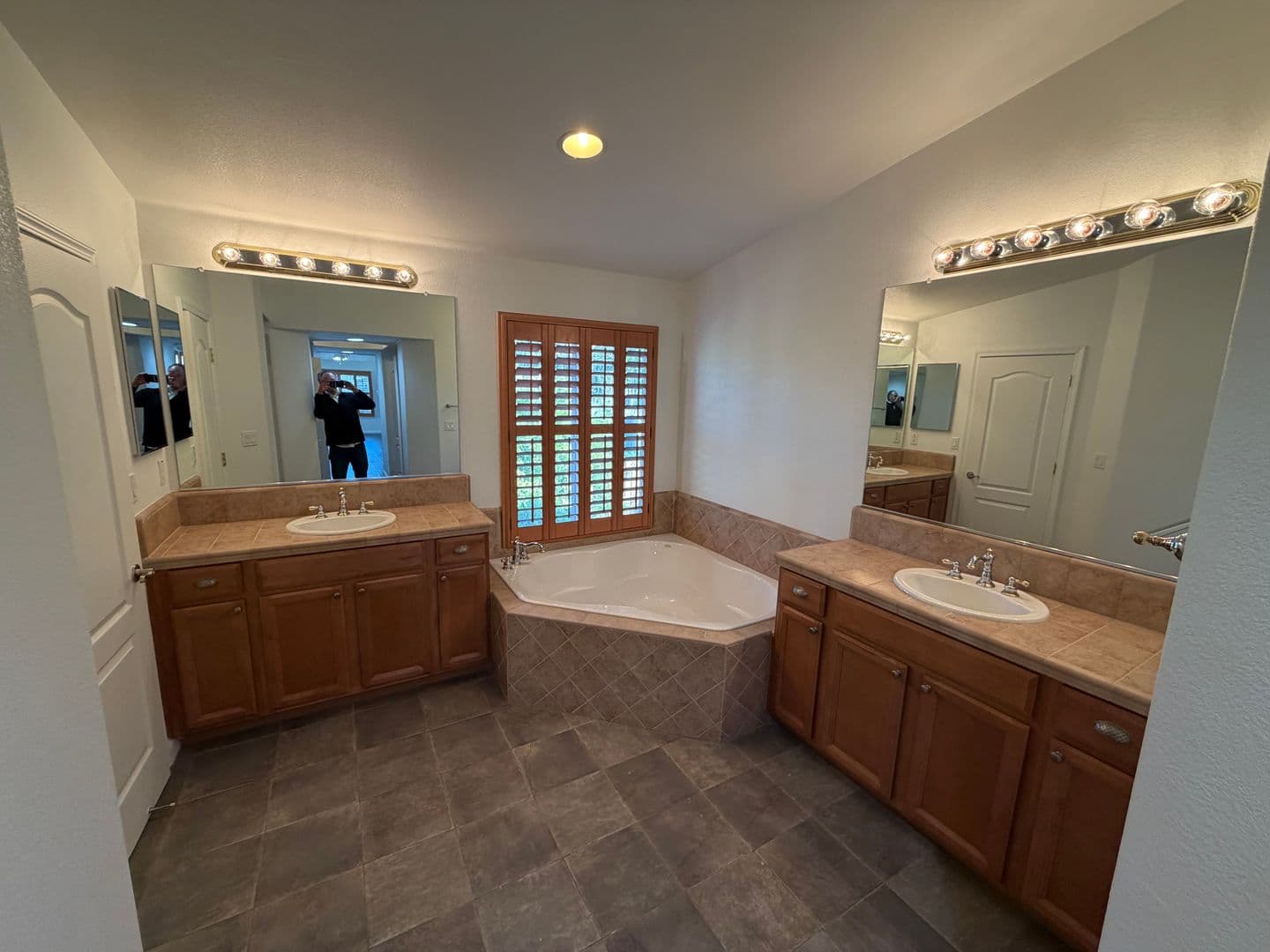 Sacramento House: 3019 Palmate Way