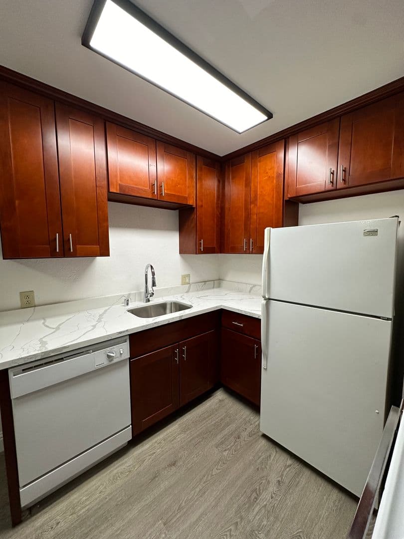 Sacramento Apartment: 3259 Marshall Way #10